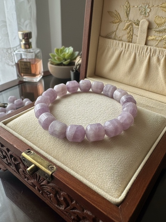 Jewelry - Kunzite Bracelet – Genuine Healing Crystal